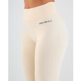 ENSEMBLE SHORT ARIA AMBITION MOVES CREAM 